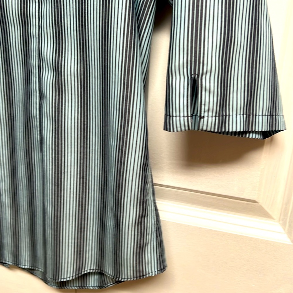 Cabelas Blue Gray Striped Collar Mid Sleeve Fitted Top Size M - Picture 7 of 7